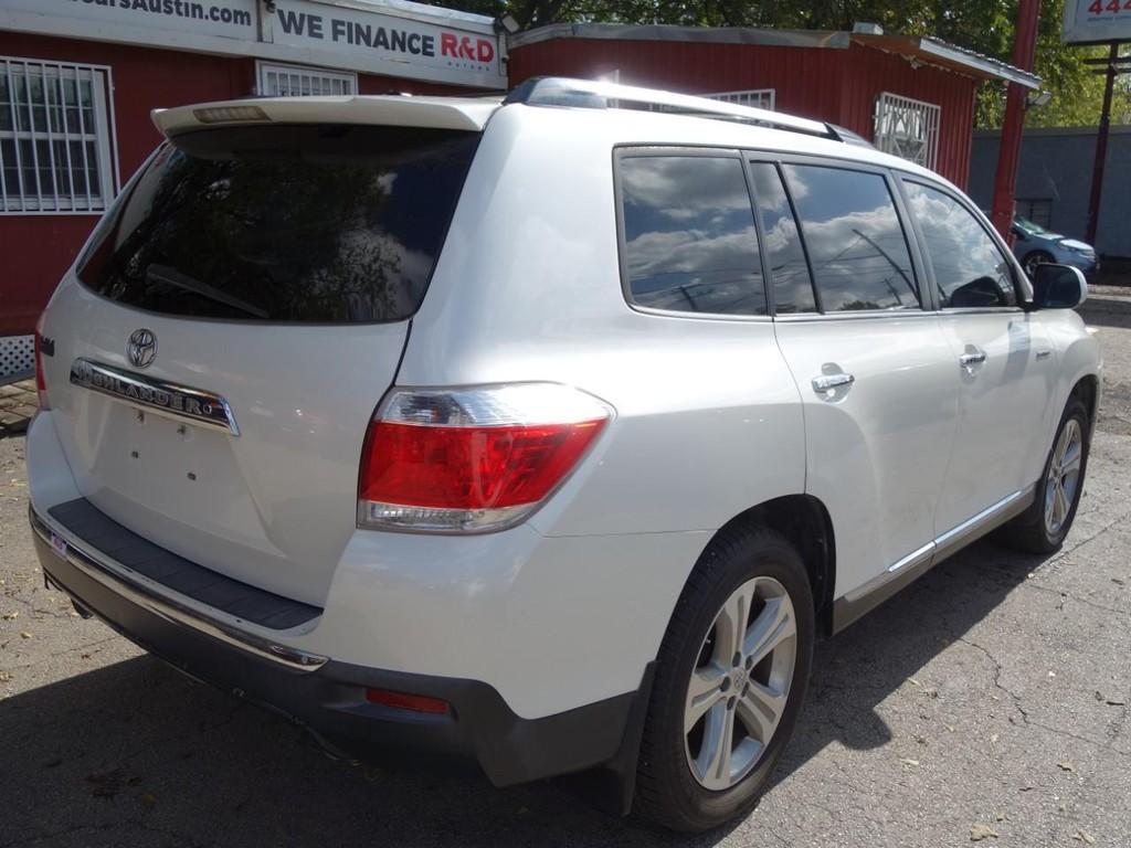 used 2012 Toyota Highlander car, priced at $13,950