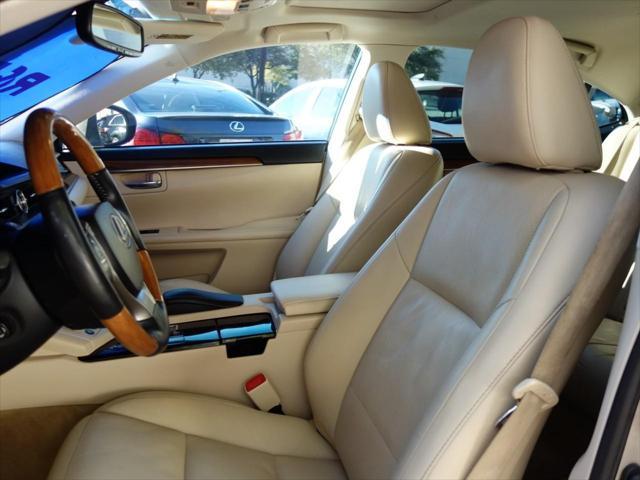 used 2014 Lexus ES 300h car, priced at $11,950