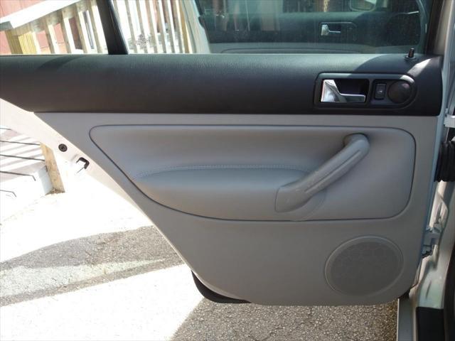 used 2005 Volkswagen Jetta car, priced at $3,950