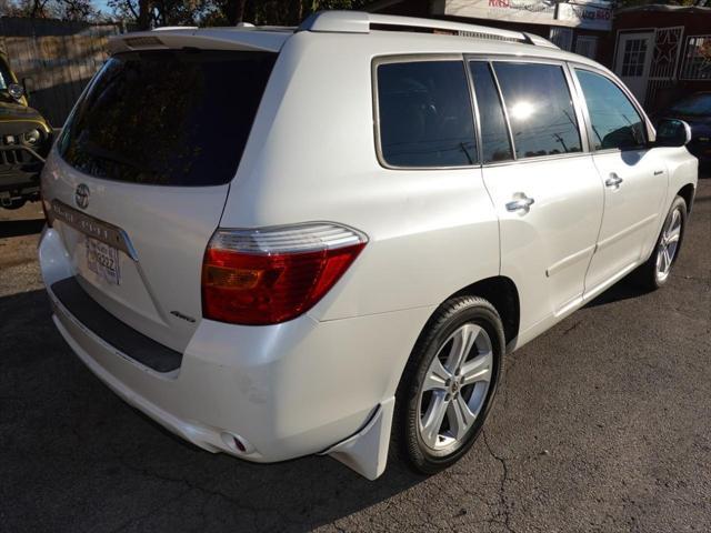 used 2010 Toyota Highlander car, priced at $11,950