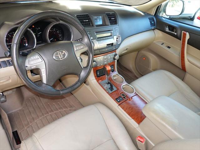 used 2010 Toyota Highlander car, priced at $11,950