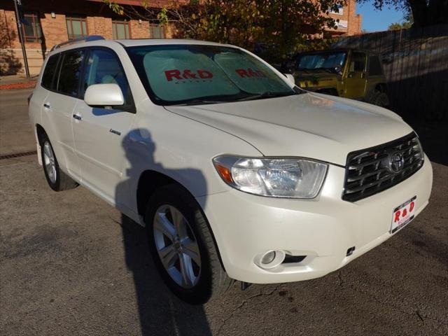 used 2010 Toyota Highlander car, priced at $11,950