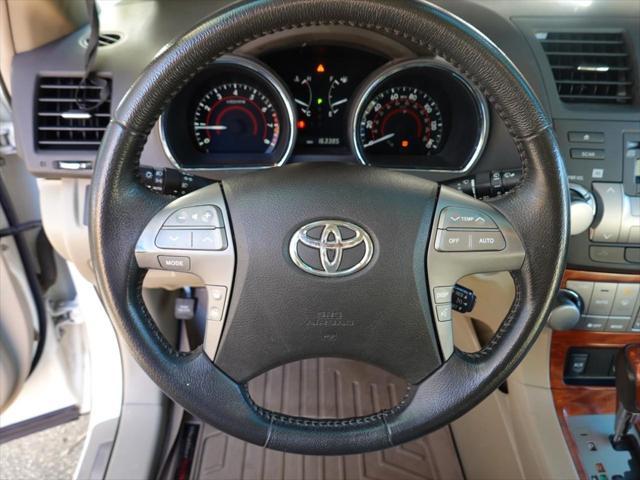 used 2010 Toyota Highlander car, priced at $11,950