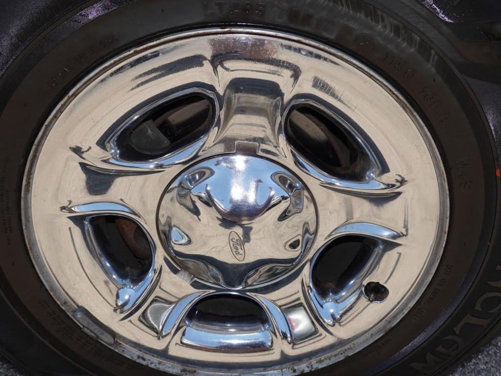 used 2001 Ford Expedition car, priced at $3,950