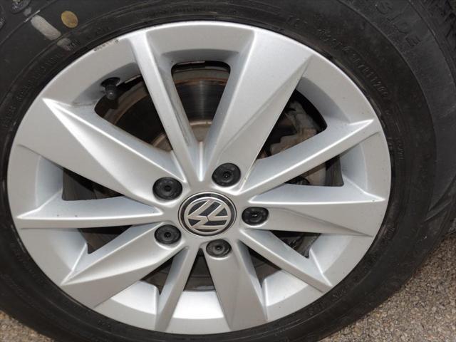 used 2017 Volkswagen Golf SportWagen car, priced at $13,950