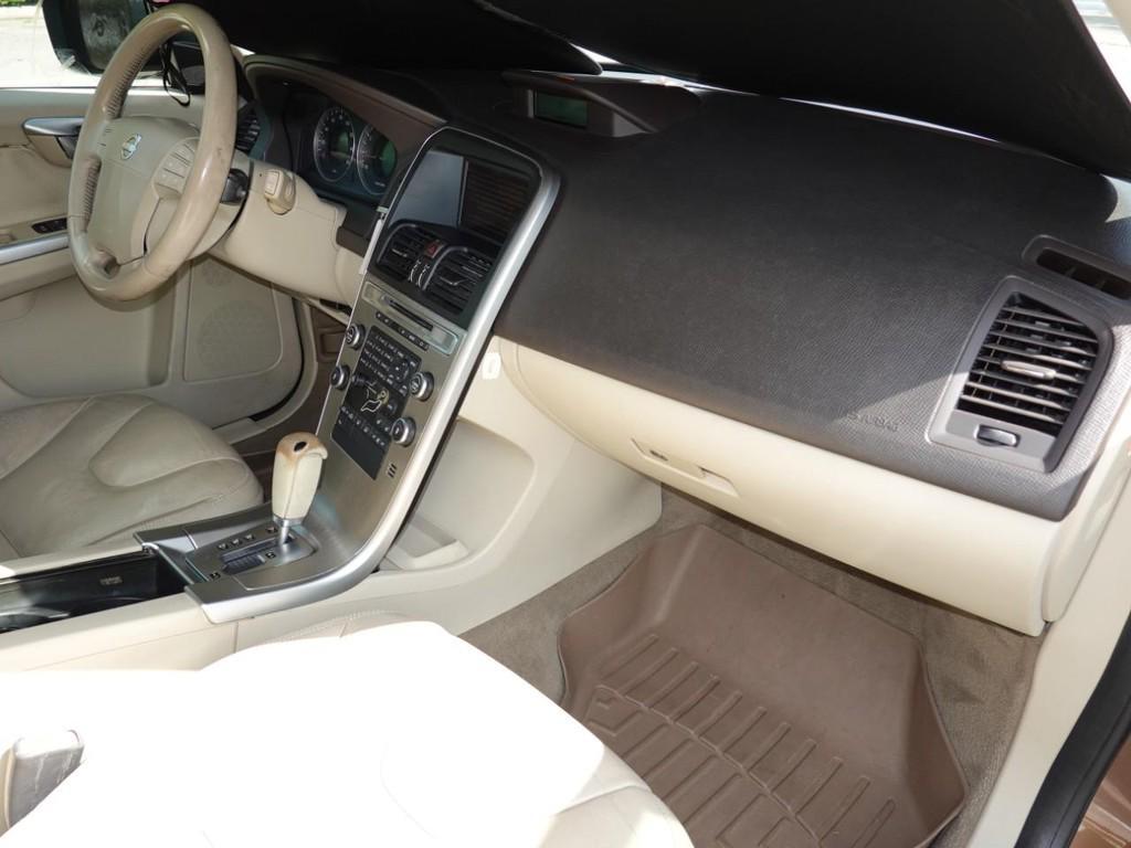 used 2010 Volvo XC60 car, priced at $5,950