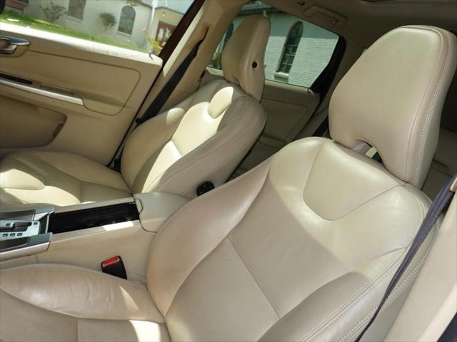 used 2010 Volvo XC60 car, priced at $5,950