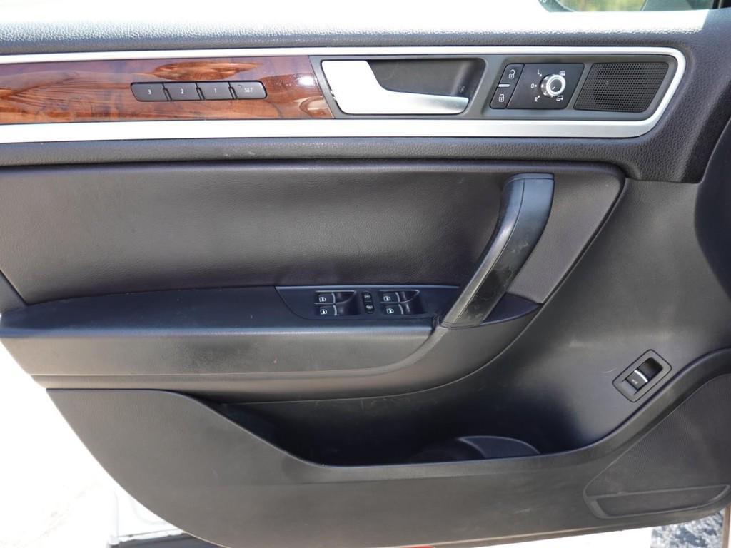 used 2013 Volkswagen Touareg car, priced at $10,950