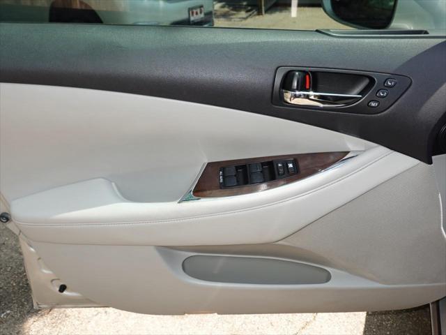 used 2011 Lexus ES 350 car, priced at $7,950