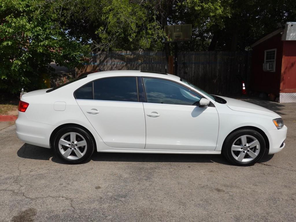 used 2014 Volkswagen Jetta car, priced at $8,450