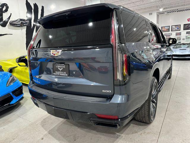 used 2021 Cadillac Escalade ESV car, priced at $55,995