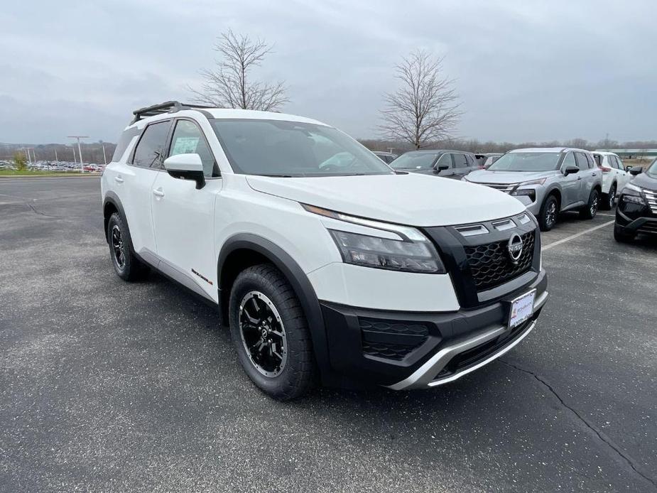 new 2025 Nissan Pathfinder car, priced at $40,187