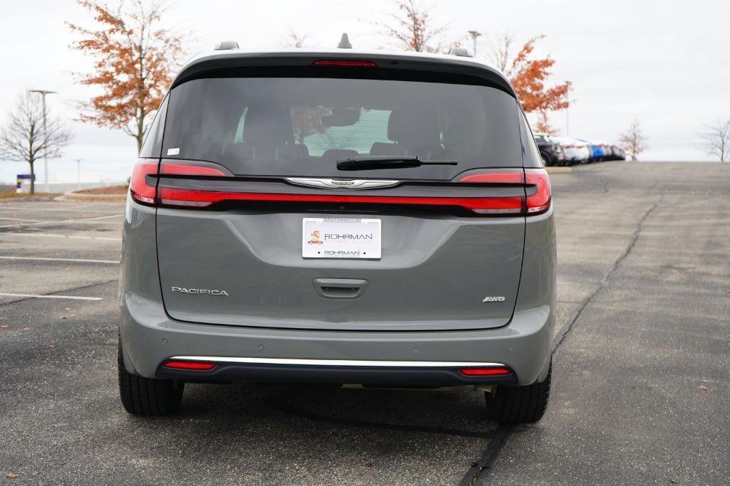 used 2022 Chrysler Pacifica car, priced at $28,600