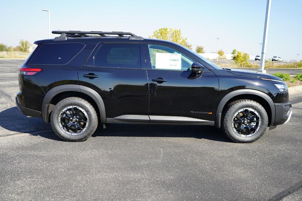 new 2024 Nissan Pathfinder car, priced at $38,350