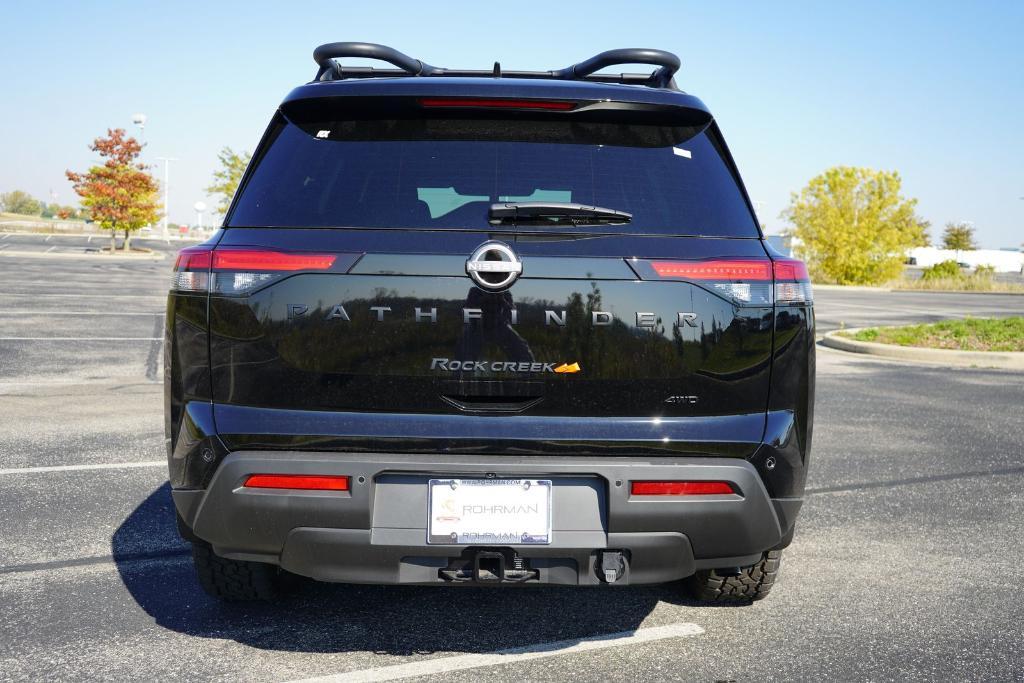 new 2024 Nissan Pathfinder car, priced at $38,350