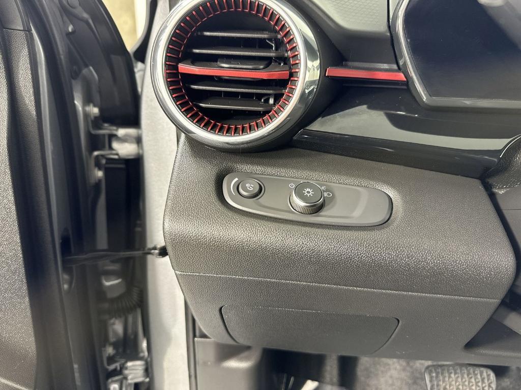 used 2025 Chevrolet Trax car, priced at $23,156