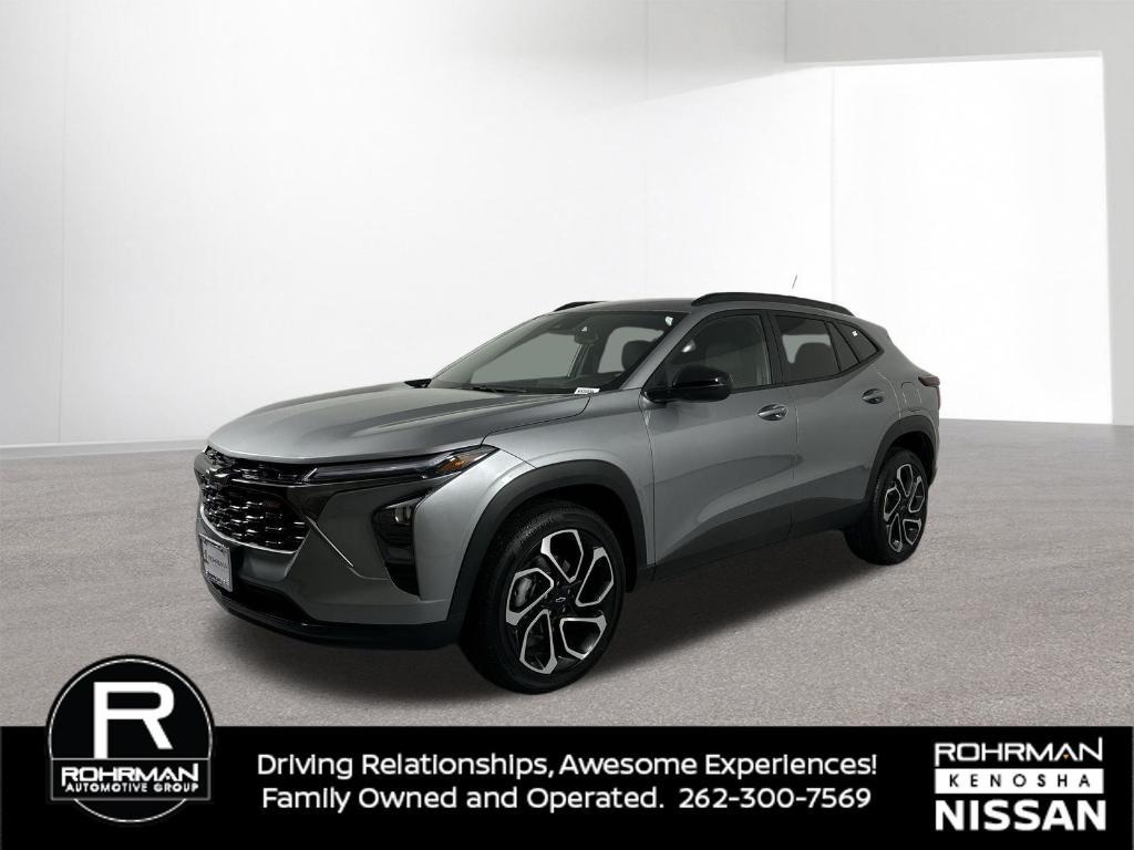 used 2025 Chevrolet Trax car, priced at $23,156