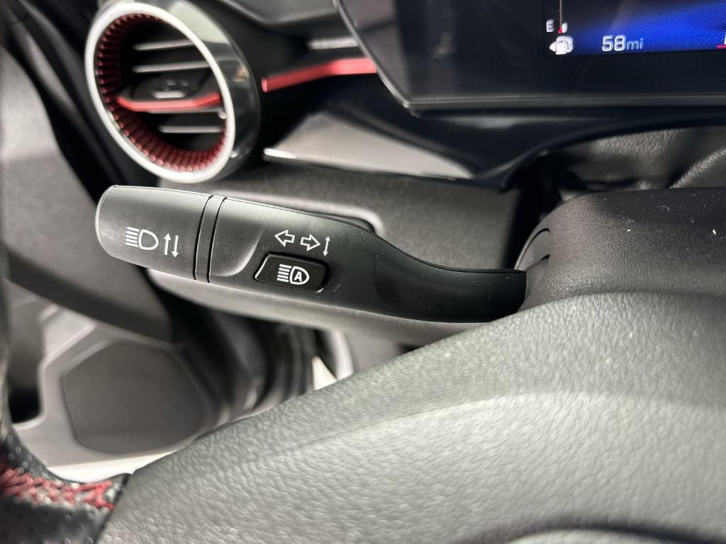 used 2025 Chevrolet Trax car, priced at $23,156