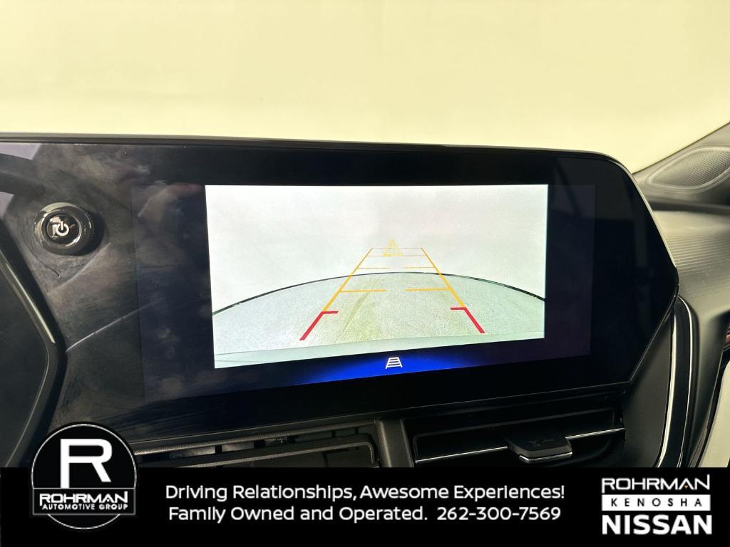 used 2025 Chevrolet Trax car, priced at $23,156