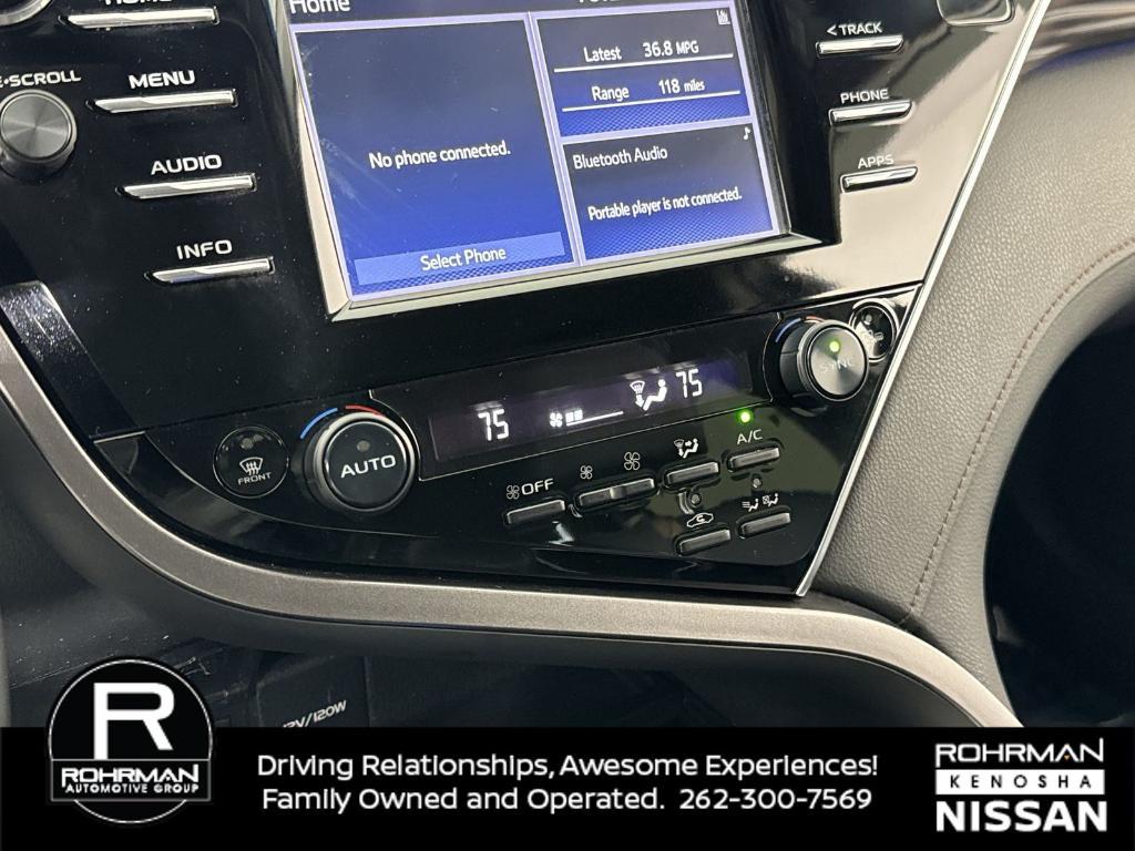 used 2018 Toyota Camry Hybrid car, priced at $15,116