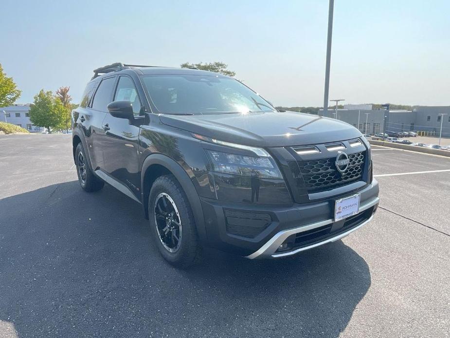 new 2024 Nissan Pathfinder car, priced at $38,357