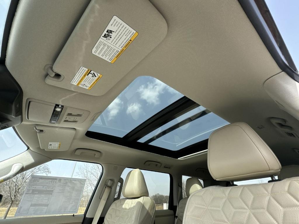 new 2025 Nissan Armada car, priced at $67,141