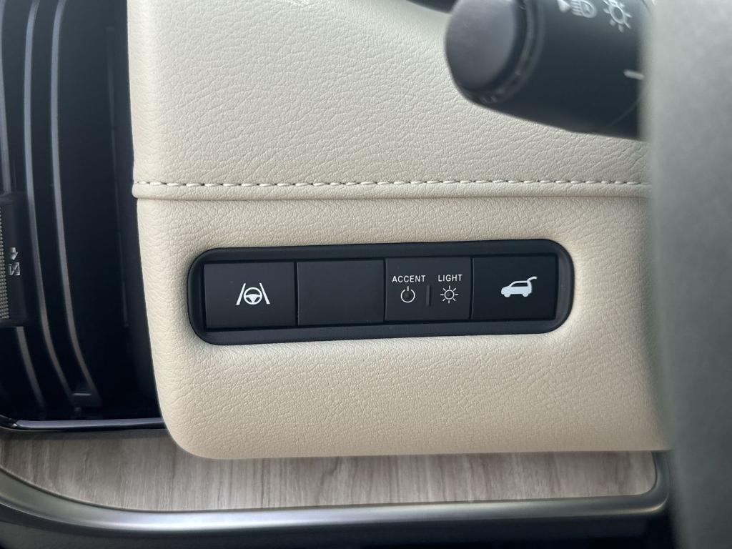 new 2025 Nissan Armada car, priced at $67,141