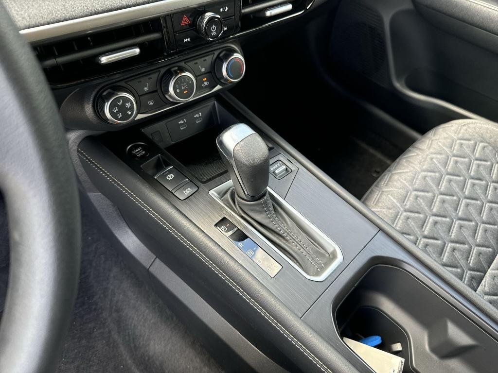 new 2025 Nissan Kicks car, priced at $24,919