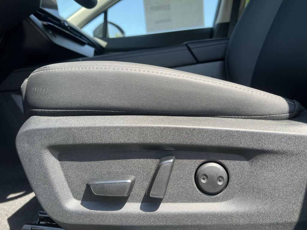 new 2025 Nissan Murano car, priced at $40,568