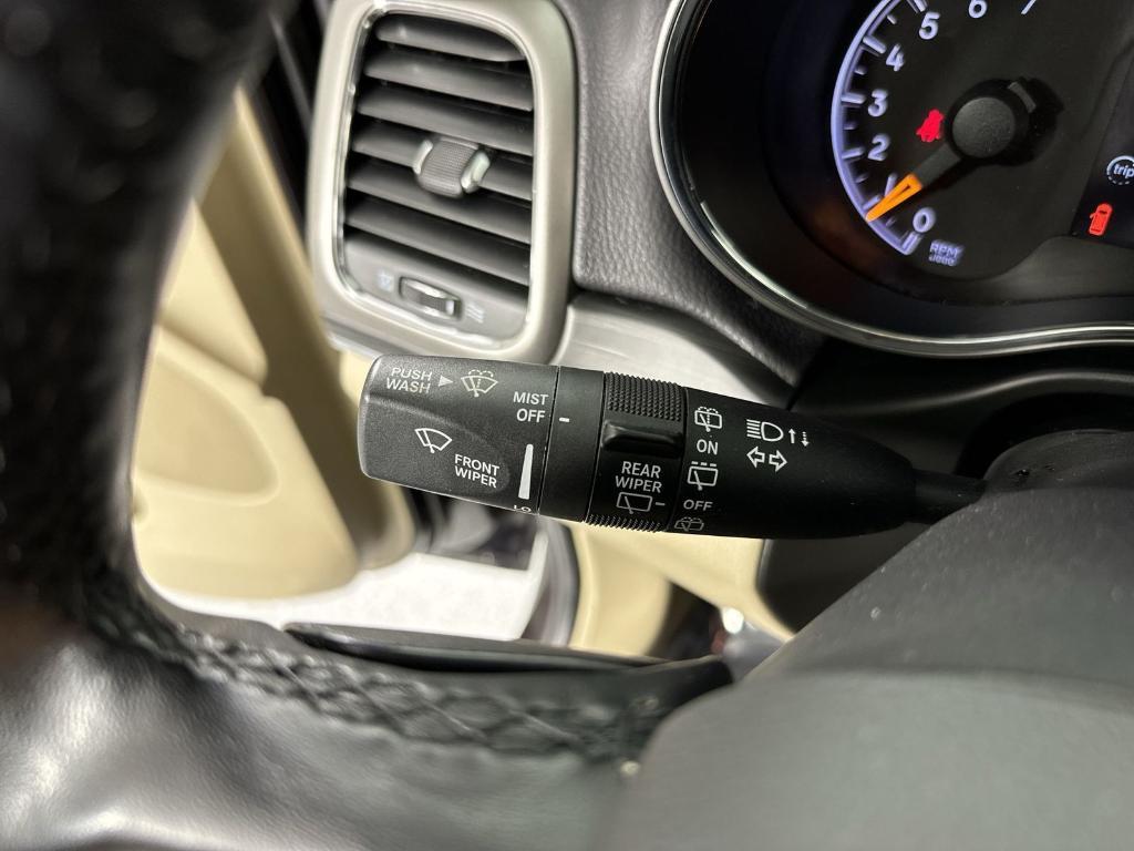 used 2021 Jeep Grand Cherokee car, priced at $24,922