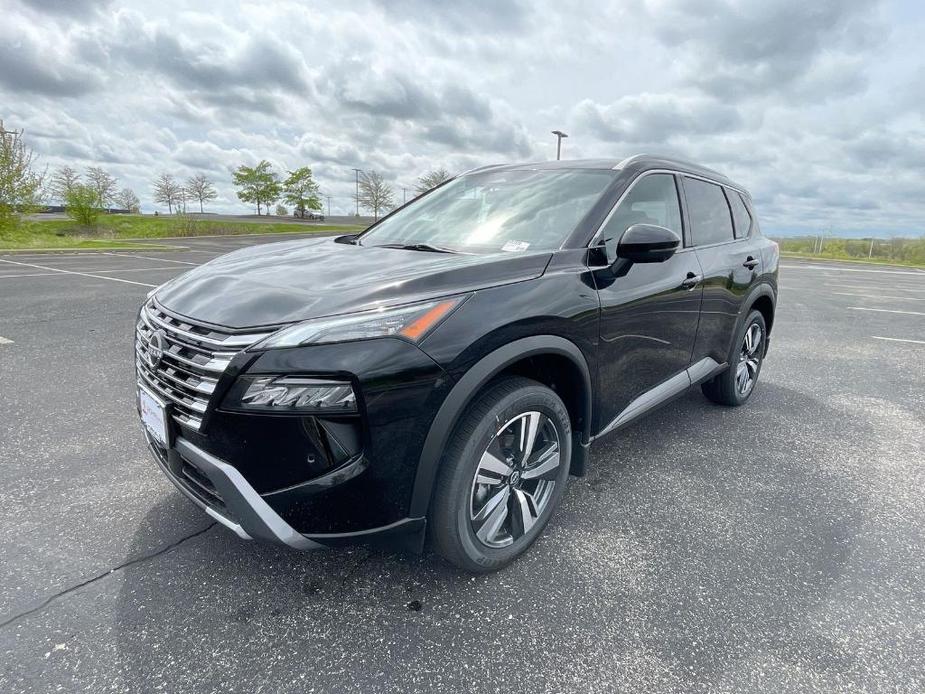 new 2024 Nissan Rogue car, priced at $33,103