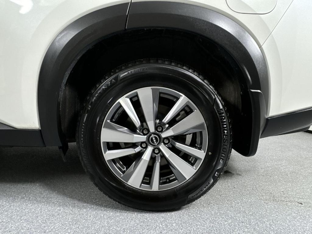 used 2022 Nissan Pathfinder car, priced at $23,999