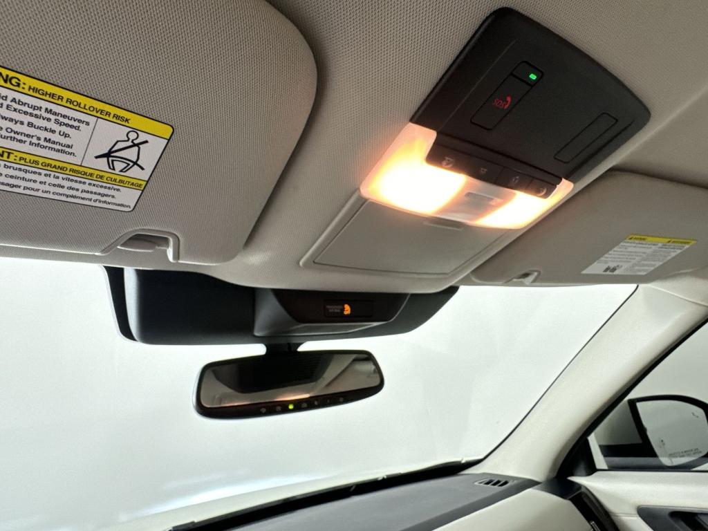 used 2022 Nissan Pathfinder car, priced at $23,999