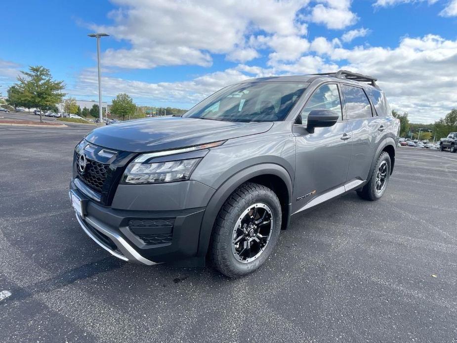 new 2024 Nissan Pathfinder car, priced at $38,452