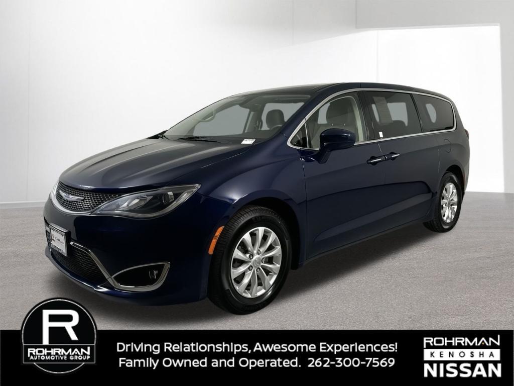 used 2018 Chrysler Pacifica car, priced at $14,959