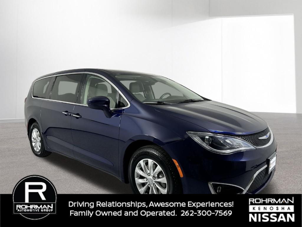 used 2018 Chrysler Pacifica car, priced at $14,959