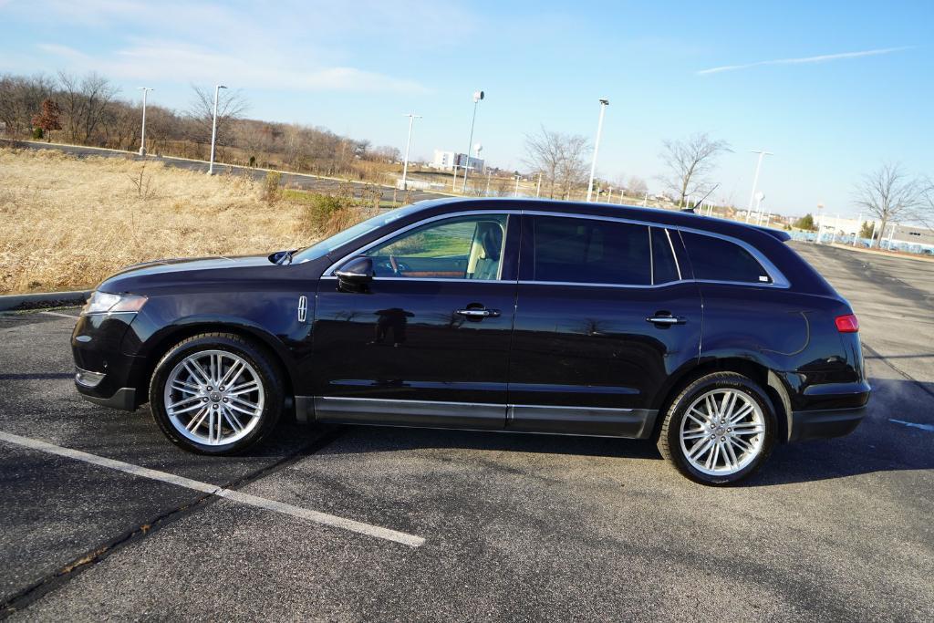 used 2019 Lincoln MKT car, priced at $17,500