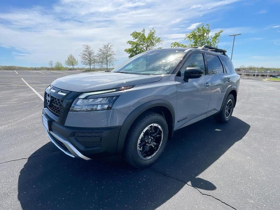 new 2024 Nissan Pathfinder car, priced at $39,094