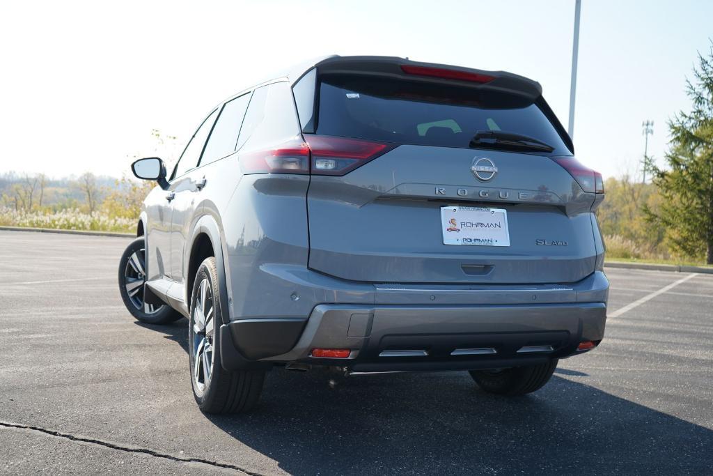 new 2024 Nissan Rogue car, priced at $33,218