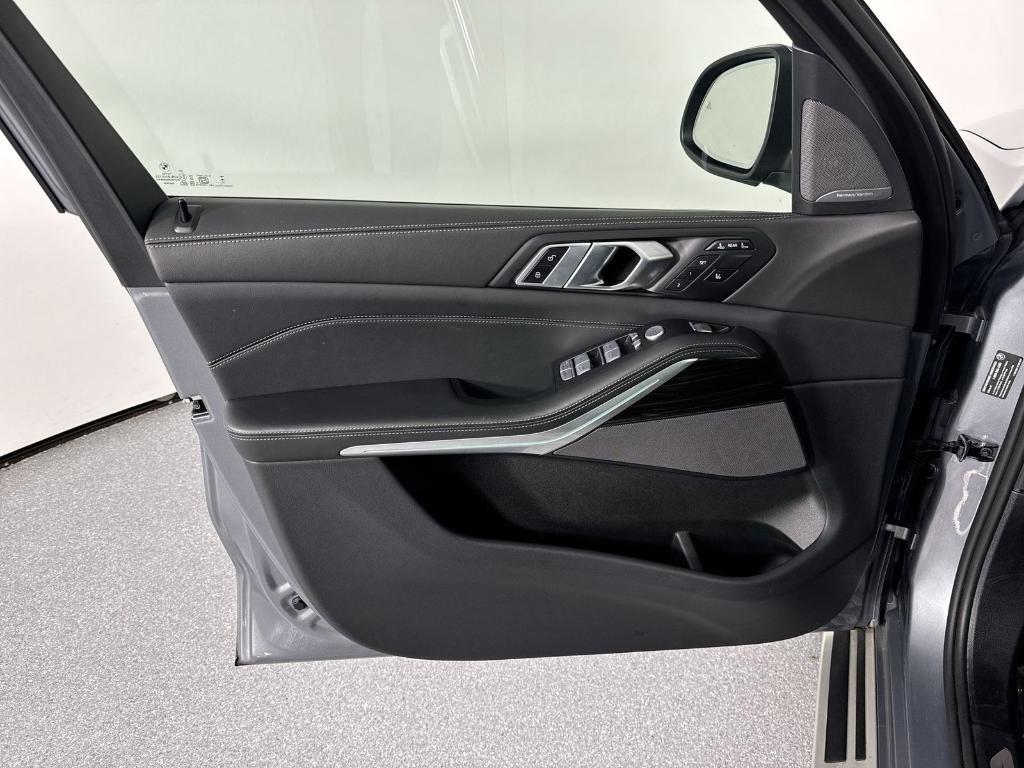 used 2025 BMW X7 car, priced at $58,189