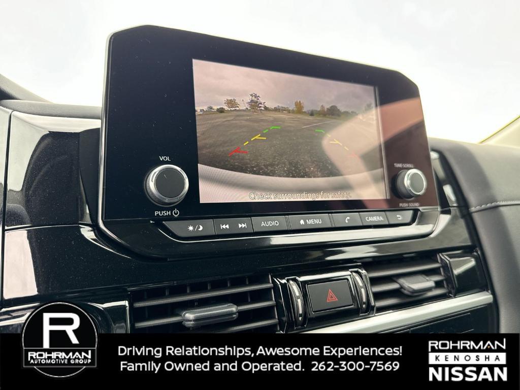 new 2025 Nissan Pathfinder car, priced at $32,775