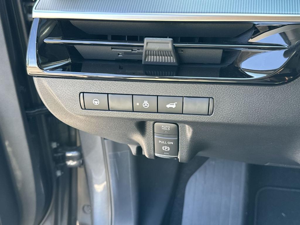 new 2025 Nissan Murano car, priced at $38,132