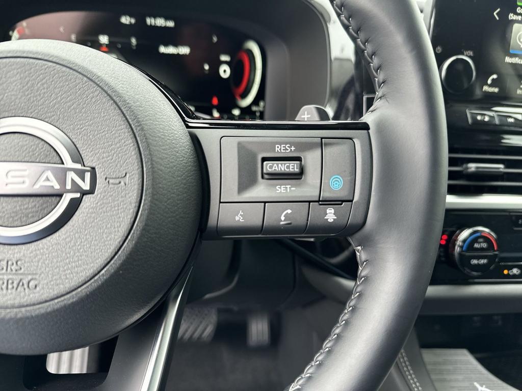 new 2025 Nissan Pathfinder car, priced at $44,131