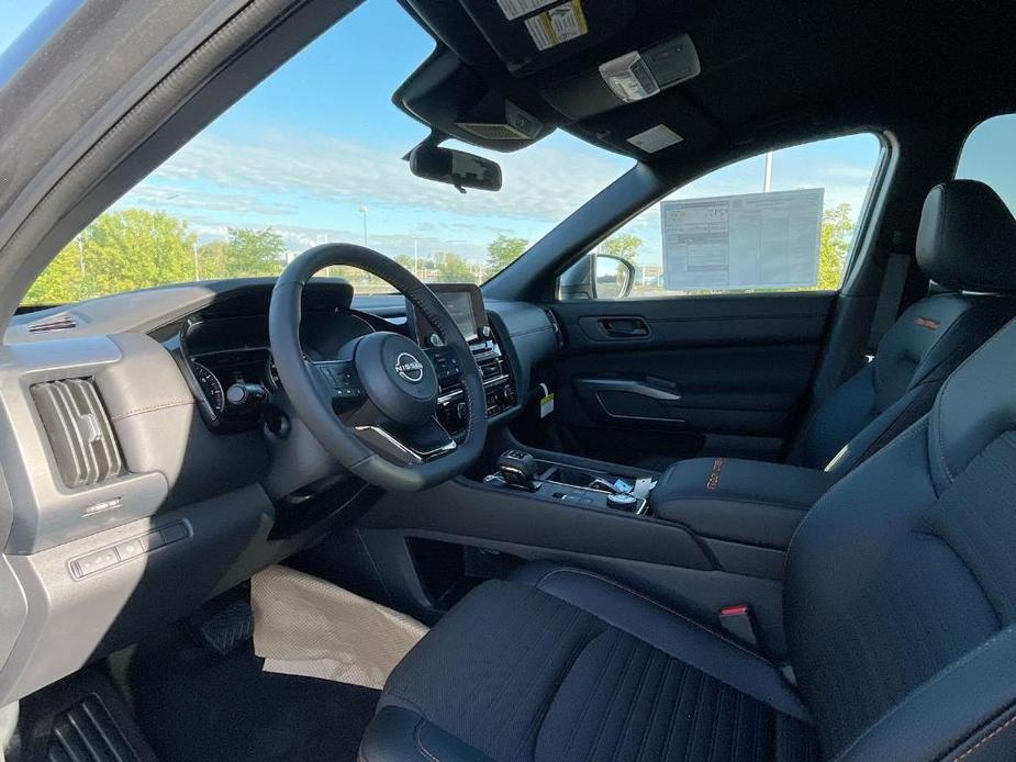 new 2024 Nissan Pathfinder car, priced at $38,602