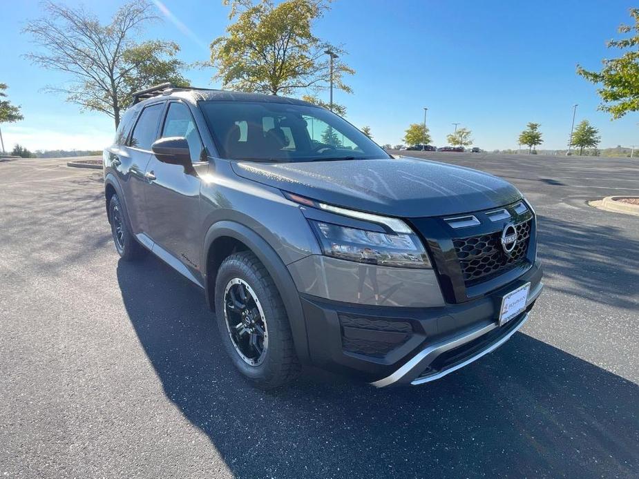 new 2024 Nissan Pathfinder car, priced at $38,602