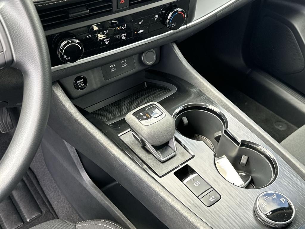 new 2025 Nissan Rogue car, priced at $30,919