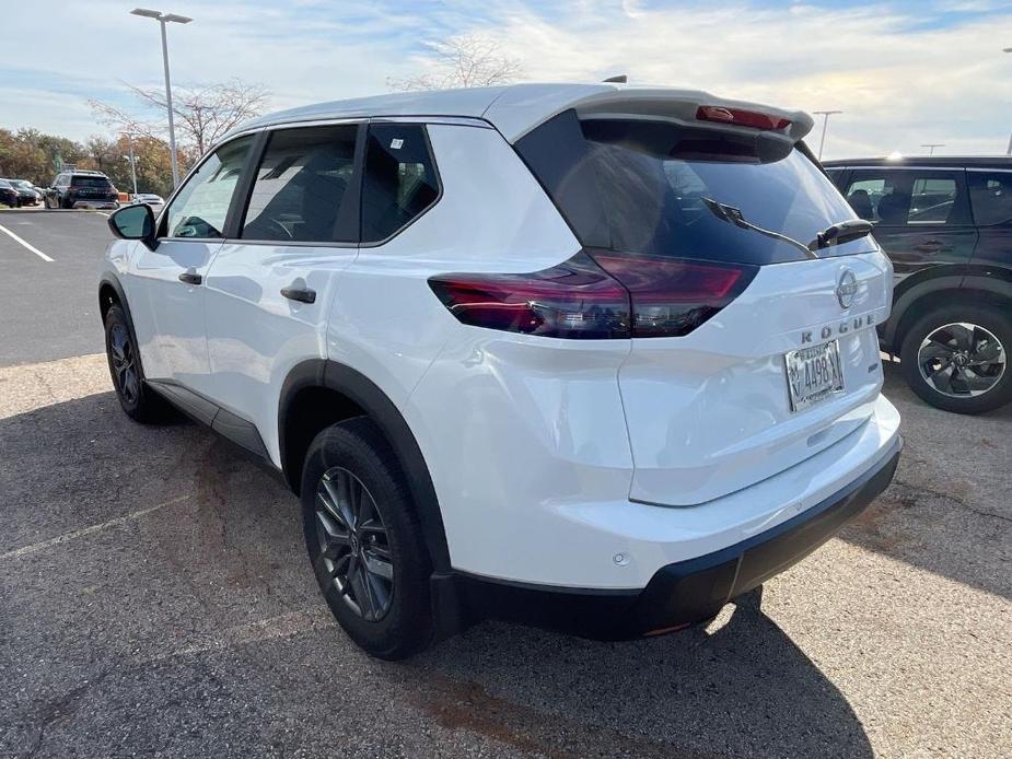 new 2025 Nissan Rogue car, priced at $27,512