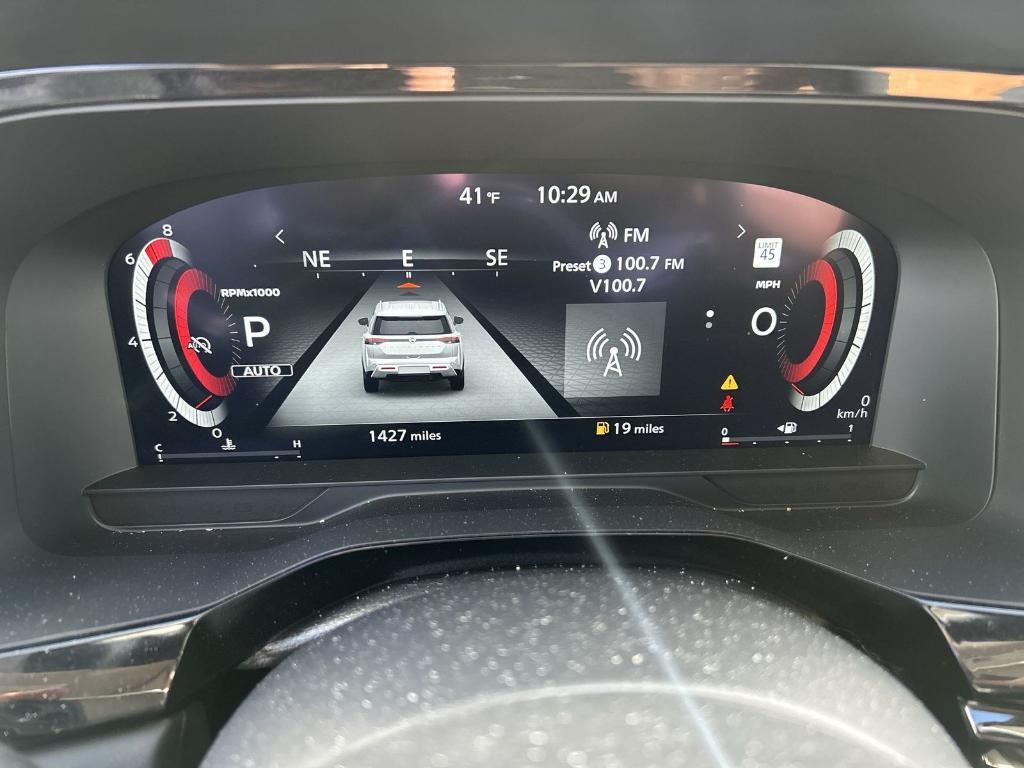 new 2025 Nissan Pathfinder car, priced at $46,776