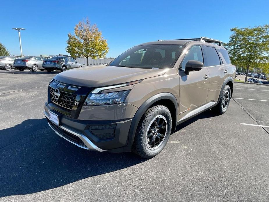 new 2024 Nissan Pathfinder car, priced at $38,743