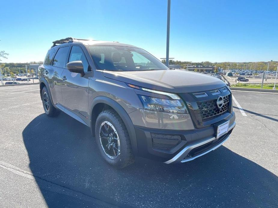 new 2024 Nissan Pathfinder car, priced at $38,743